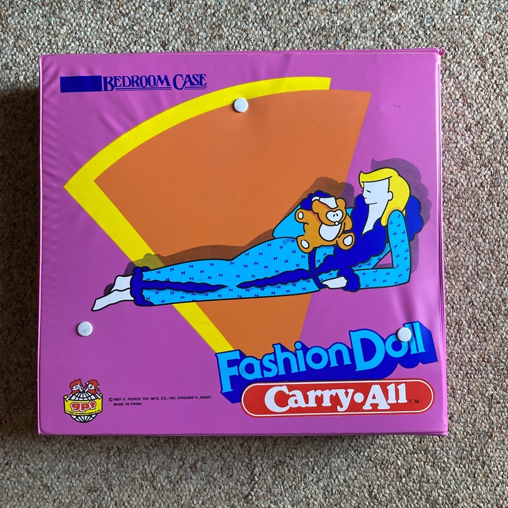Vintage 1987 Fashion Doll Barbie Bedroom Carrying Case Storage Playset